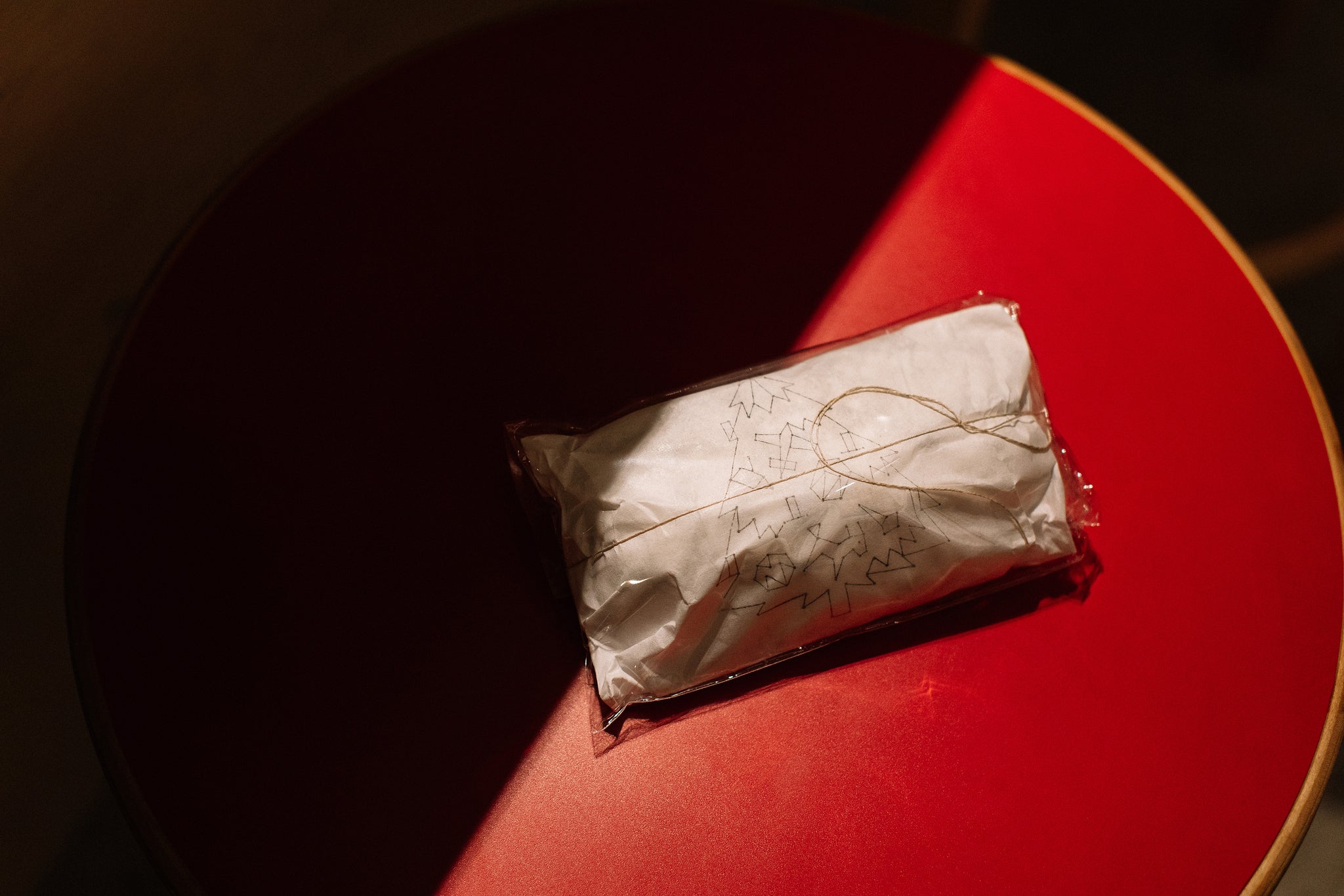 KIKI WINE SET for HOLIDAY2025 | KIKI オリジナルワイン2本+木村製パンのシュトレン