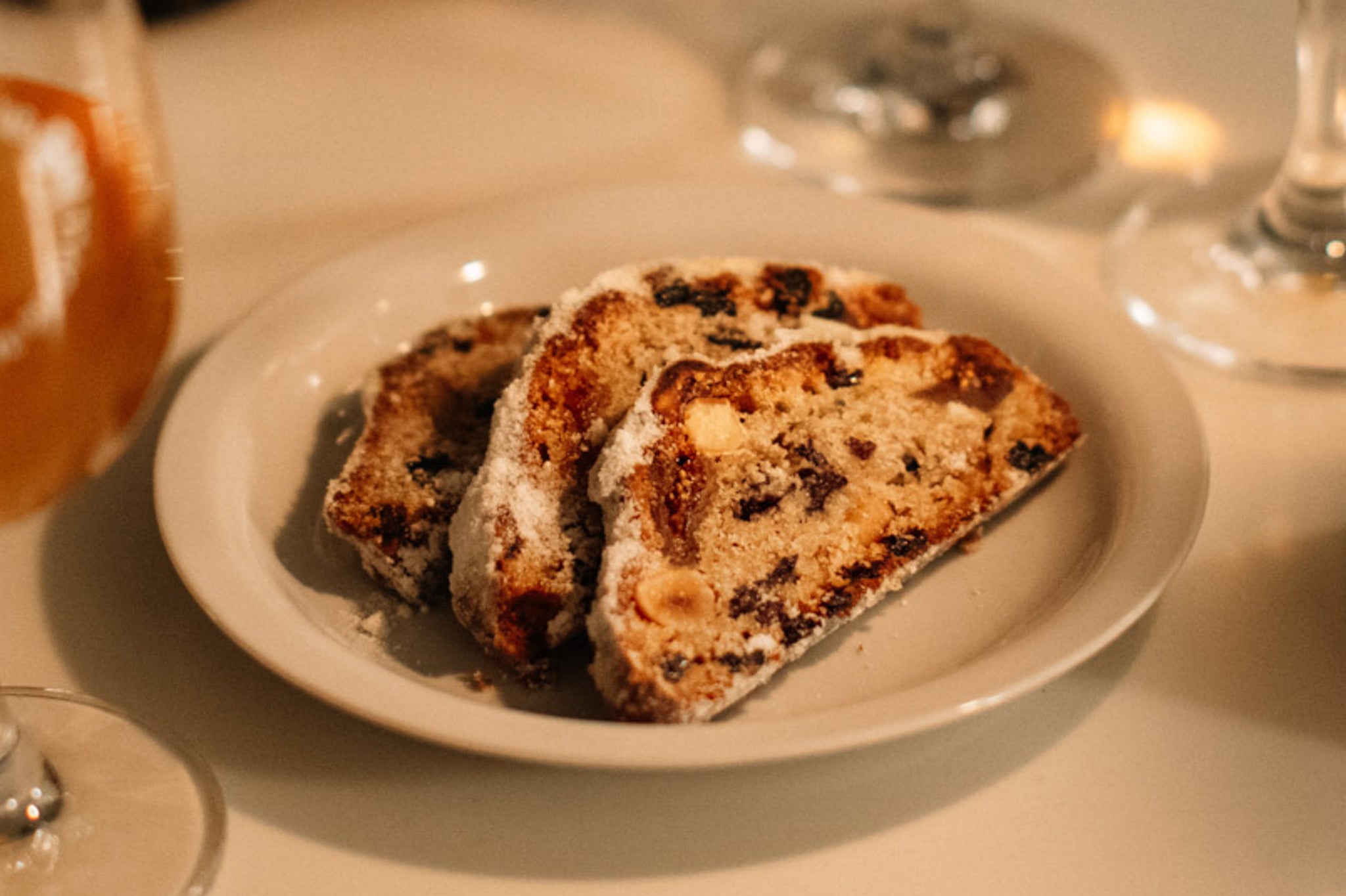 KIKI WINE SET for HOLIDAY2025 | KIKI オリジナルワイン2本+木村製パンのシュトレン